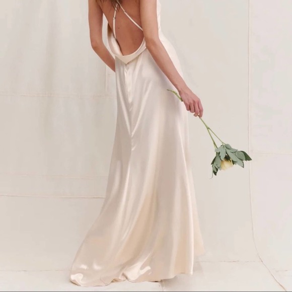 Reformation Dresses & Skirts - NWT Reformation Sky Dress Maxi Dress Ivory Crisscross Strap Low Back Size 8